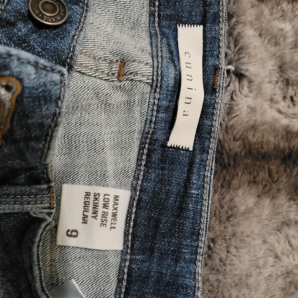 Dark was skinny jeans